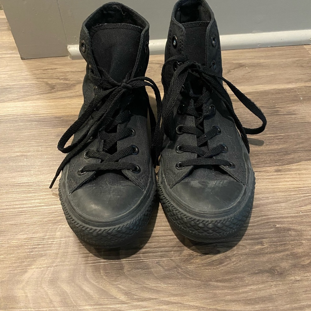 Converse Black High-Tops